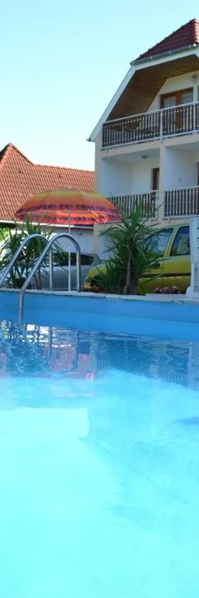 Guest House Silatti - Apartments，位于凯斯特海伊的酒店