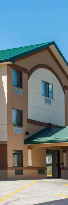 Quality Inn Meadville，位于米德维尔的酒店
