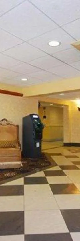 Quality Inn & Suites Bensalem，位于本赛霖姆的酒店