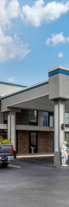 Econo Lodge Aiken Central，位于艾肯的酒店