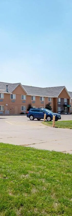 Quality Inn Huron，位于Huron的酒店