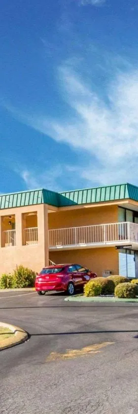 Quality Inn Dyersburg I-155，位于戴尔斯堡的酒店