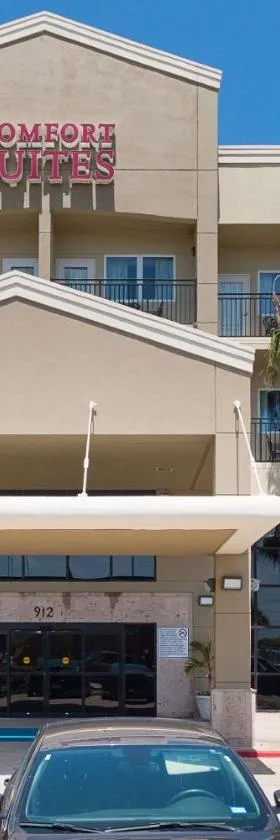 Comfort Suites Beachside，位于南帕诸岛的酒店