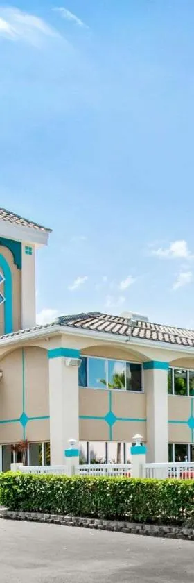 Quality Inn Clermont West Kissimmee，位于基西米的酒店
