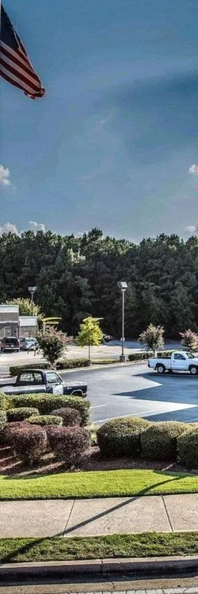 Quality Inn & Suites Stockbridge Atlanta South I-75，位于斯托克布里奇的酒店