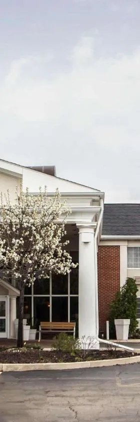 Quality Inn & Suites St Charles -West Chicago，位于圣查尔斯的酒店