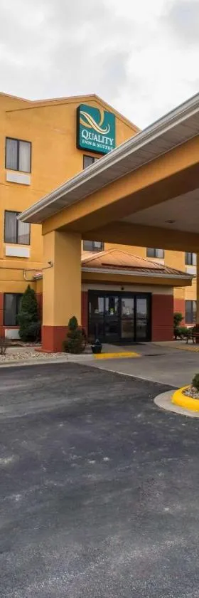 Quality Inn Litchfield Route 66，位于Litchfield的酒店