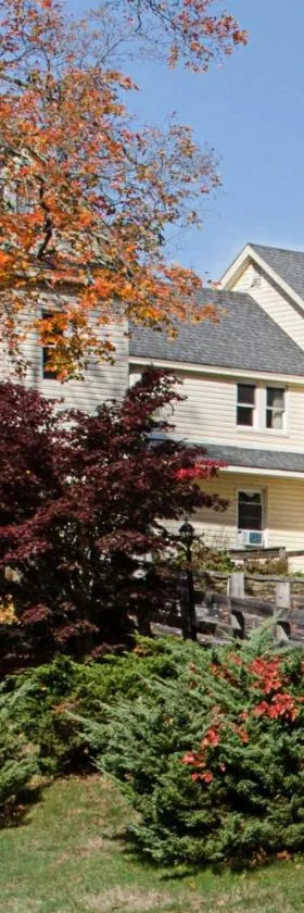 Econo Lodge Sturbridge Route 20，位于斯特布里奇的酒店
