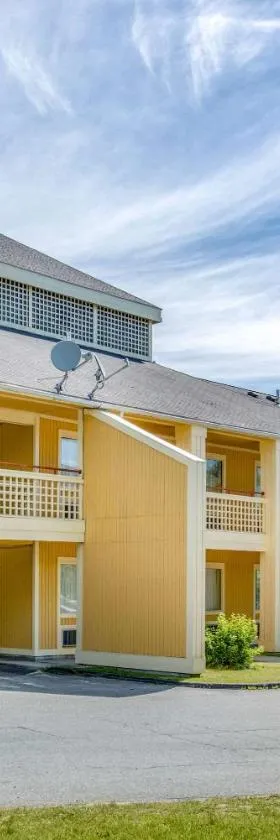 Econo Lodge Freeport - Brunswick Area，位于弗里波特的酒店
