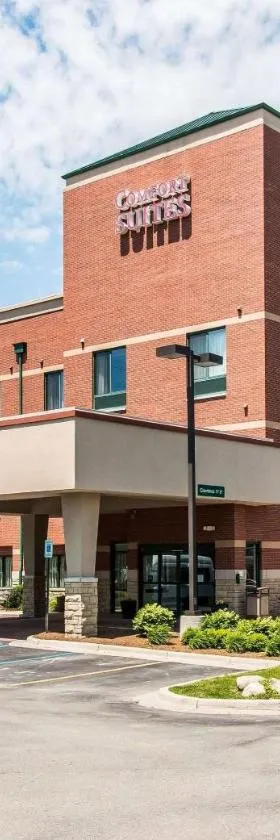 Comfort Suites Canton - Detroit，位于坎顿的酒店