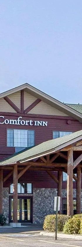 Comfort Inn Owatonna near Medical Center，位于Owatonna的酒店