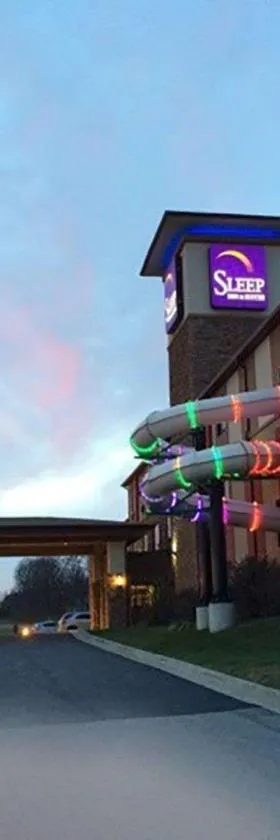 Sleep Inn & Suites Indoor Waterpark，位于利伯蒂的酒店