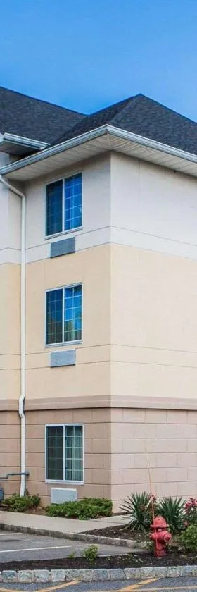 Tapa Hotel, Inn & Suites，位于莫沃的酒店