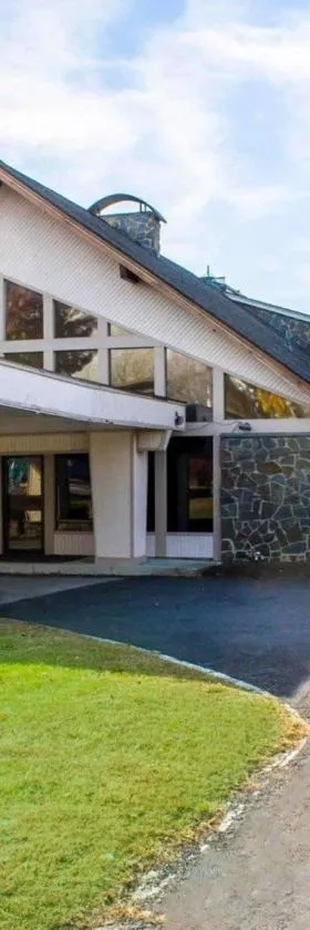 Econo Lodge Inn & Suites Colonie Center Mall，位于奥尔巴尼的酒店