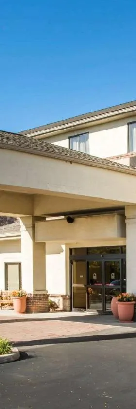 Comfort Inn & Suites West Chester - North Cincinnati，位于西切斯特的酒店