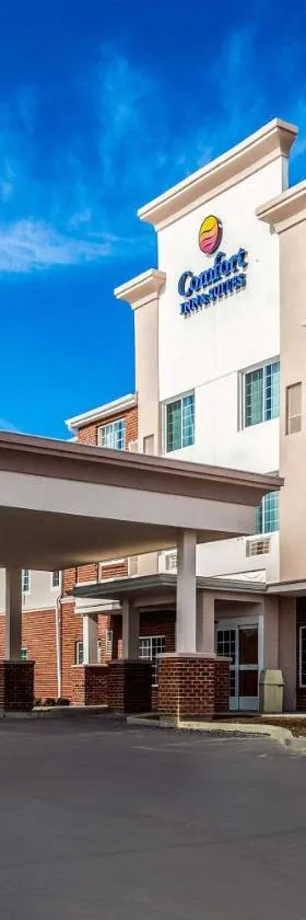 Comfort Inn & Suites Dayton North，位于代顿的酒店