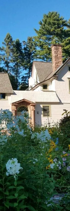 Pinehurst Inn Bed & Breakfast，位于贝菲尔德的酒店
