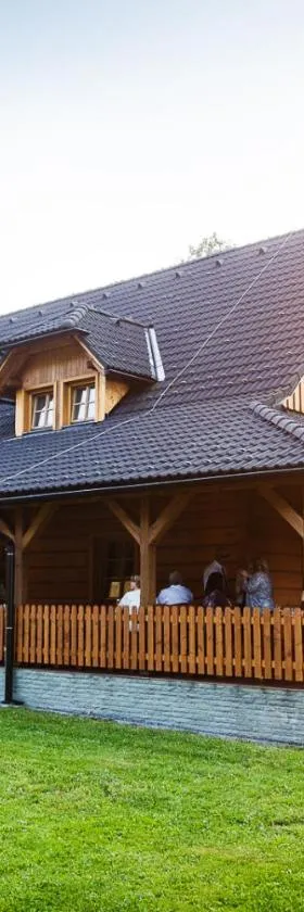 Penzion a restaurace Grunt，位于Řeka的酒店