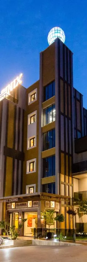 HOTEL FINIX CASINO，位于Kulata的酒店