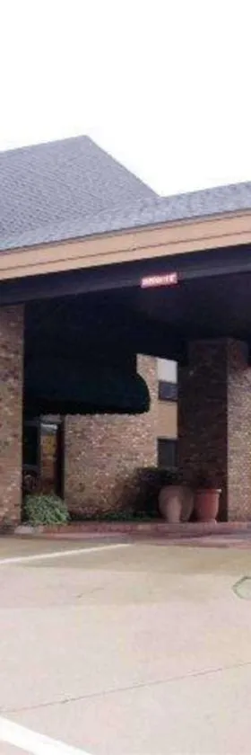 Quality Inn & Suites Searcy I-67，位于瑟西的酒店