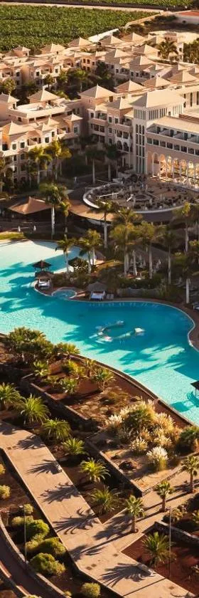 Gran Melia Palacio de Isora Resort & Spa，位于阿尔卡拉的酒店