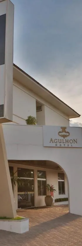 Agulhon Hotel，位于东普里马韦拉的酒店