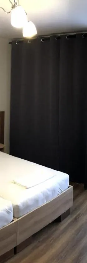 Hotel Prezydencka，位于莱吉奥诺沃的酒店