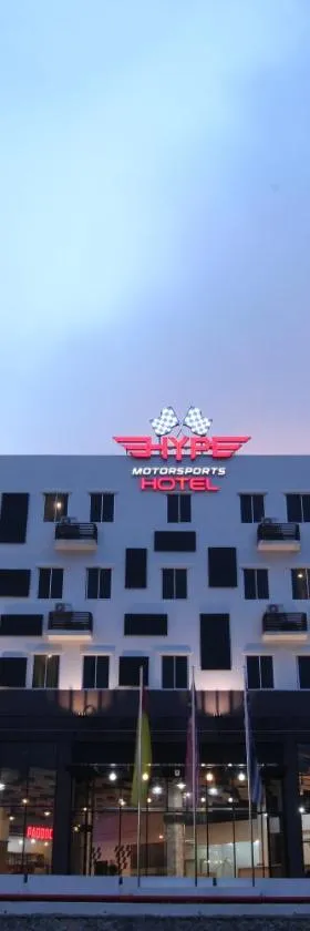 Hype Motorsport Hotel Nilai，位于汝来的酒店