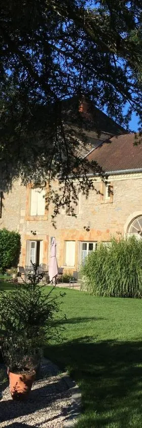 Villa des Contamines，位于Crémieu的酒店