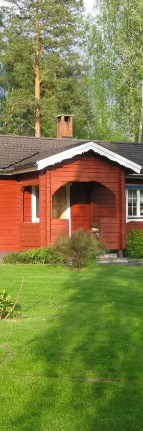 Lilla Huset Oleby，位于图什比的酒店
