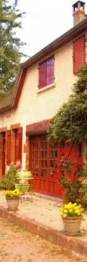 Chambre familiale proche du PAL -Cardamome-，位于Saligny-sur-Roudon的酒店