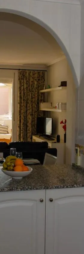 Ribera Beach 1 Apartment Elisa，位于马尔德·克里斯塔尔的酒店