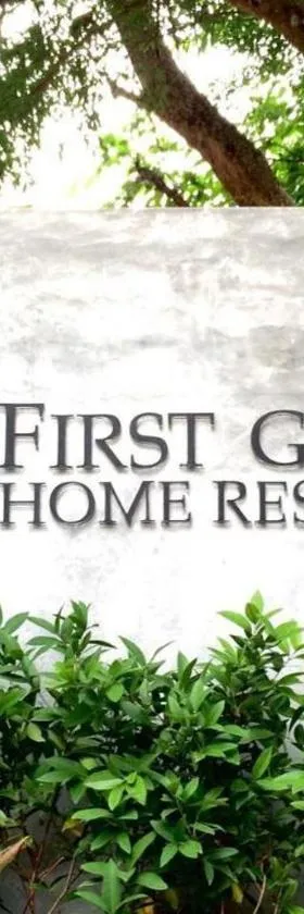 First Garden Home Resort，位于四色菊的酒店