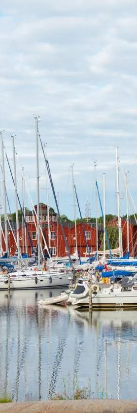Brudhäll Hotel & Restaurant，位于Kökar的酒店