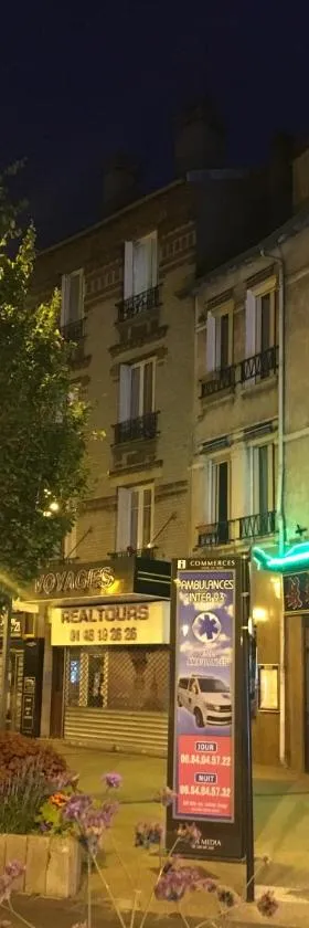 HOTEL DE STRASBOURG，位于欧奈索斯博伊斯的酒店