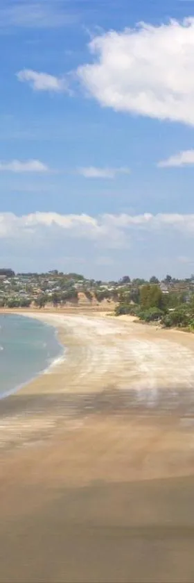 Orewa Kiwi Cabins，位于奥雷瓦的酒店