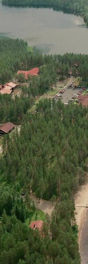 Metsäkartano Outdoor Centre，位于Kettulanmäki的酒店