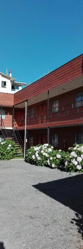 Hotel Nogal，位于孔斯蒂图西翁的酒店