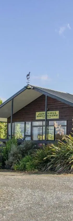 JunoHall Backpackers，位于怀托摩洞穴的酒店