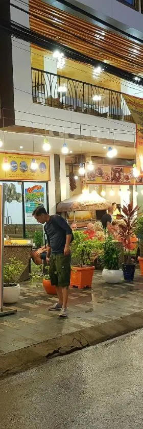 本尼的城市酒店，位于西哈努克的酒店