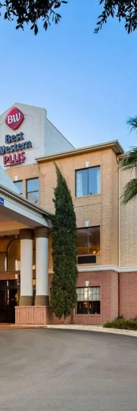 Best Western Plus Hill Country Suites，位于圣安东尼奥的酒店