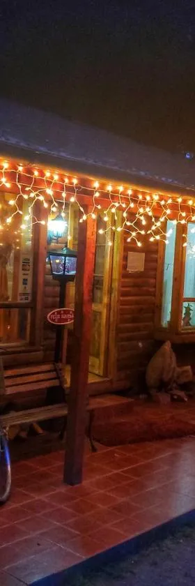 Mae Joa Turismo - Cabañas & Camping Familiar，位于安库德的酒店