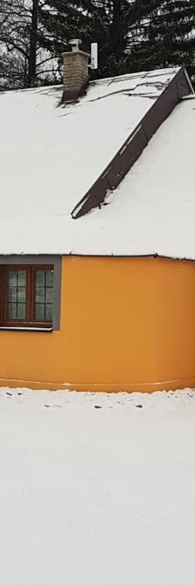 Chata Na Kovárně，位于里马若夫的酒店