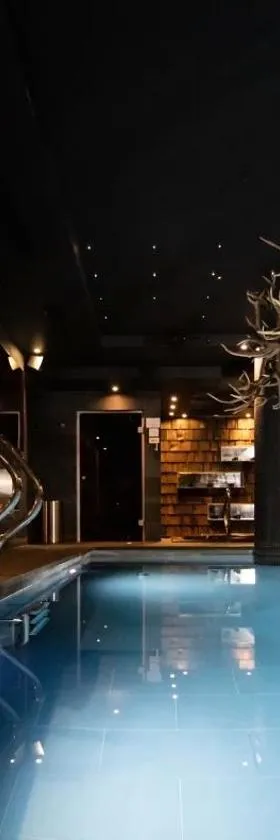 Avenue Lodge Hotel & Spa，位于瓦勒迪泽尔的酒店