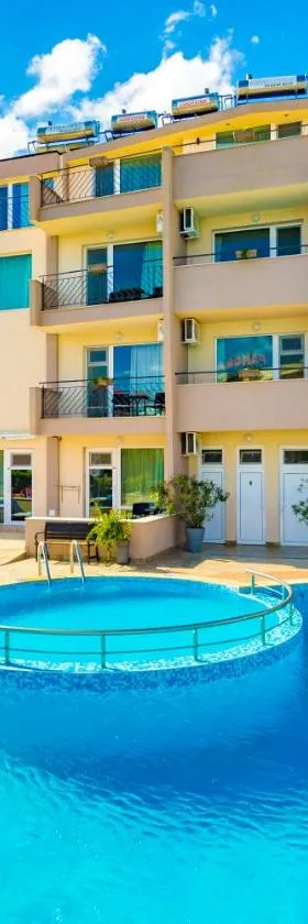 Selena Beach Family Hotel - All Inclusive Light，位于索佐波尔的酒店