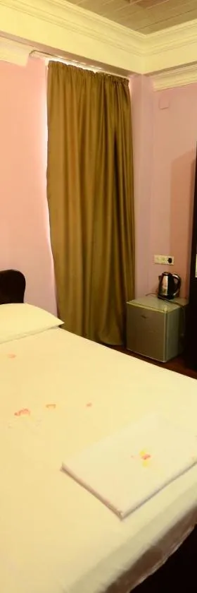Hotel Peria，位于巴统的酒店