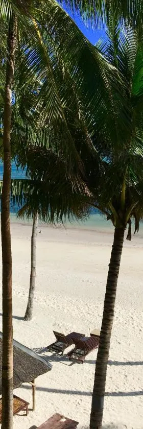 安达怀特海滩度假酒店，位于安达的酒店