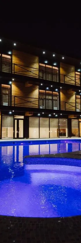 Barhat Hotel & SPA，位于塔拉兹的酒店