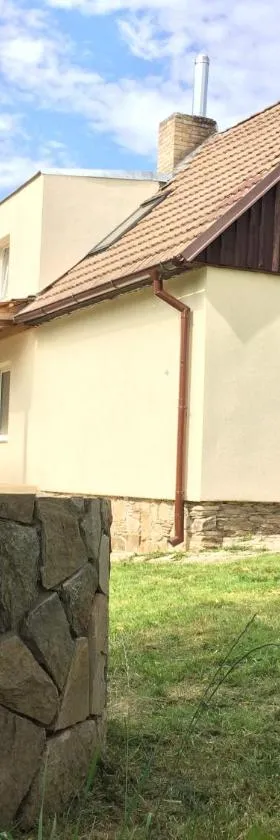 NA SAMOTĚ U LESA，位于Komařice的酒店