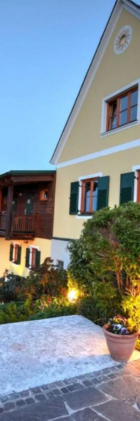 FerienAppartments Landhaus FühlDichWohl，位于Fehring的酒店